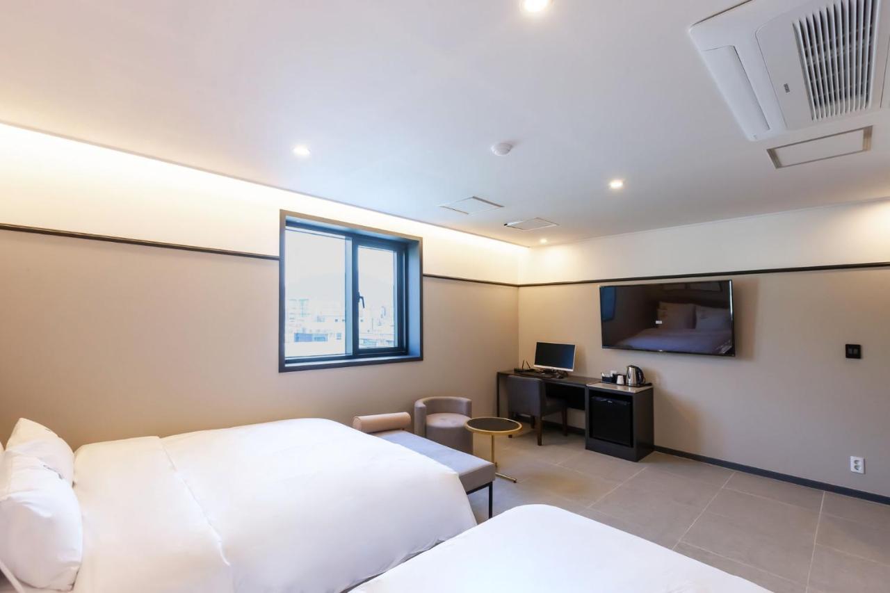 Browndot Hotel Sasang Renecite Busan Exterior photo