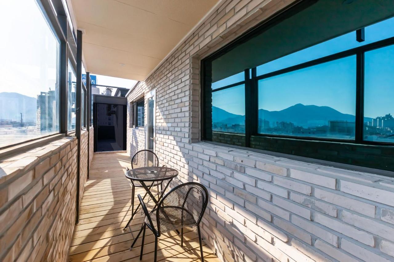 Browndot Hotel Sasang Renecite Busan Exterior photo