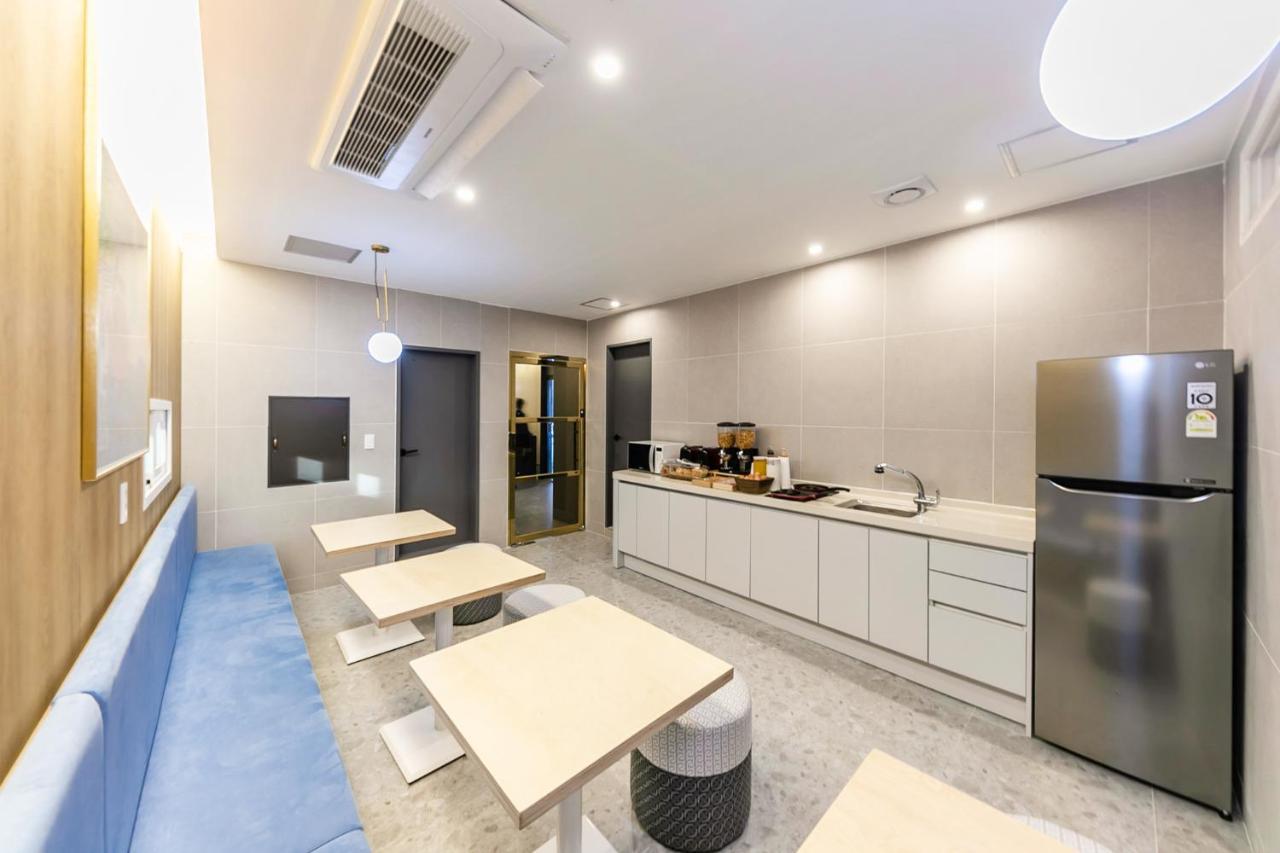 Browndot Hotel Sasang Renecite Busan Exterior photo